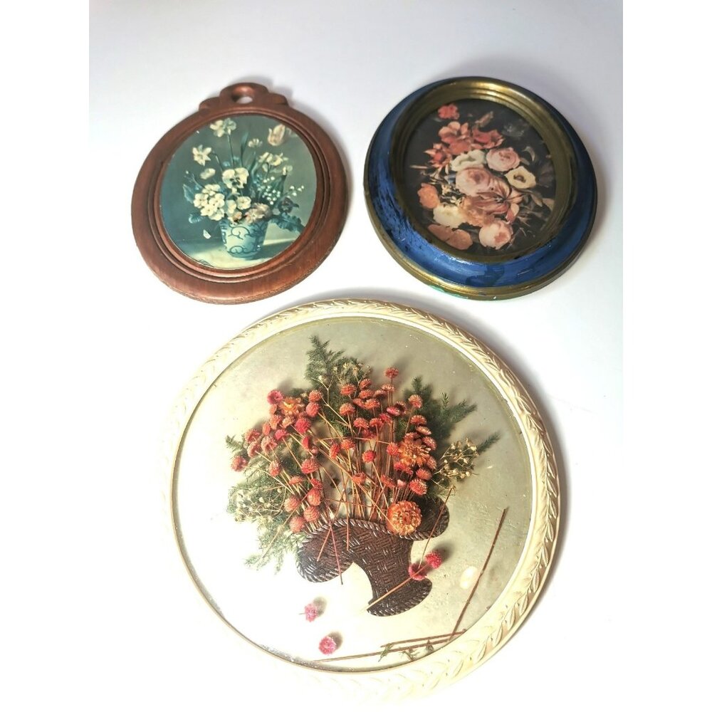 Wall hangings Three Vintage to older Vintage Botanical
